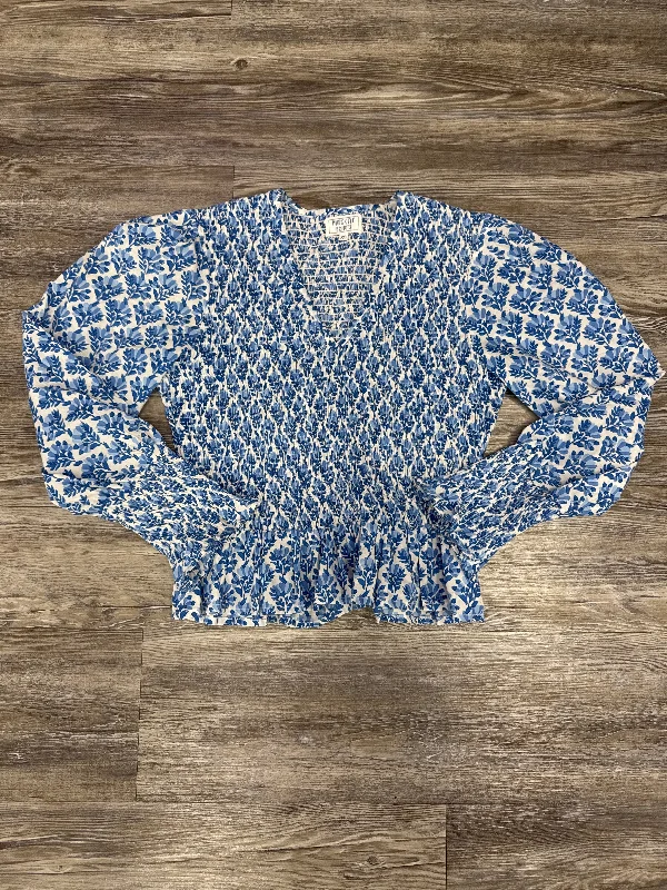 Classic shirt Top Long Sleeve By Cmb In Blue & White, Size: Xs