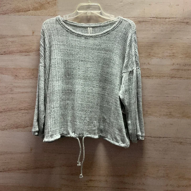 Modern fit Top Long Sleeve By Anthropologie In Grey, Size: M