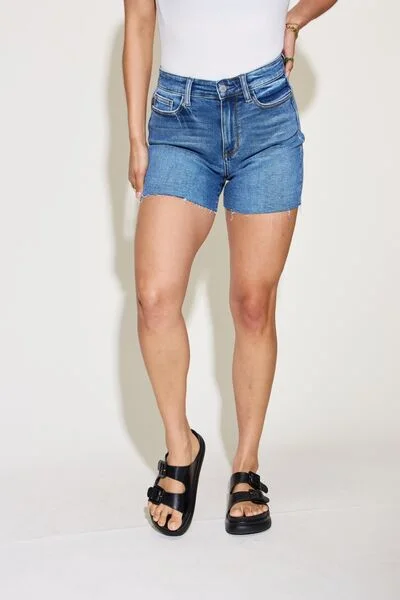 Boxy pants Judy Blue High Waist Slim Denim Shorts