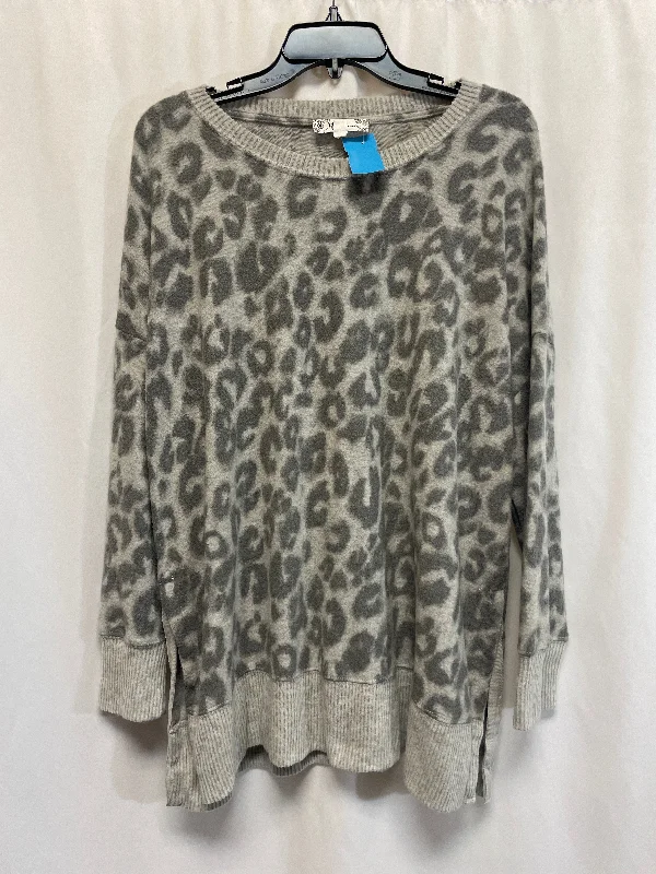 All-season long sleeve Top Long Sleeve By Cmf In Grey, Size: 1x