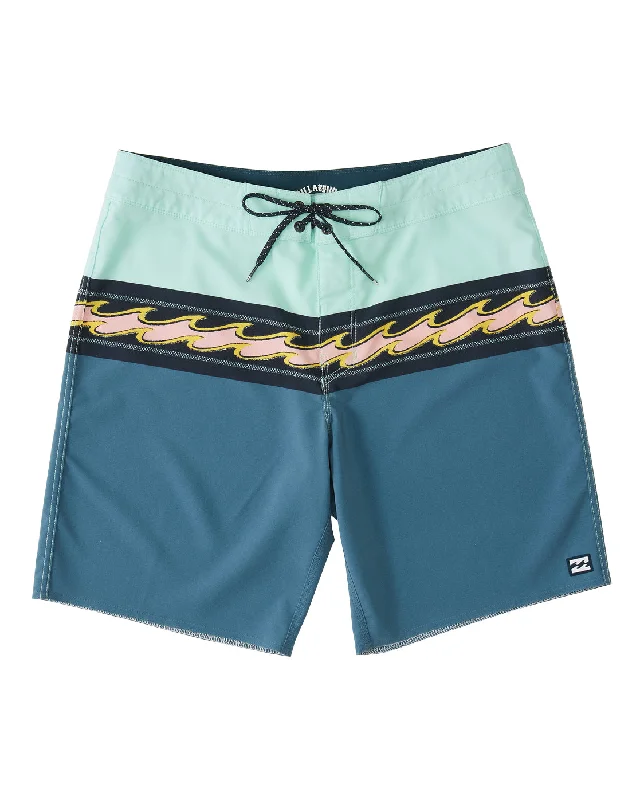 Formal pants Billabong Momentum Pro Boardshort