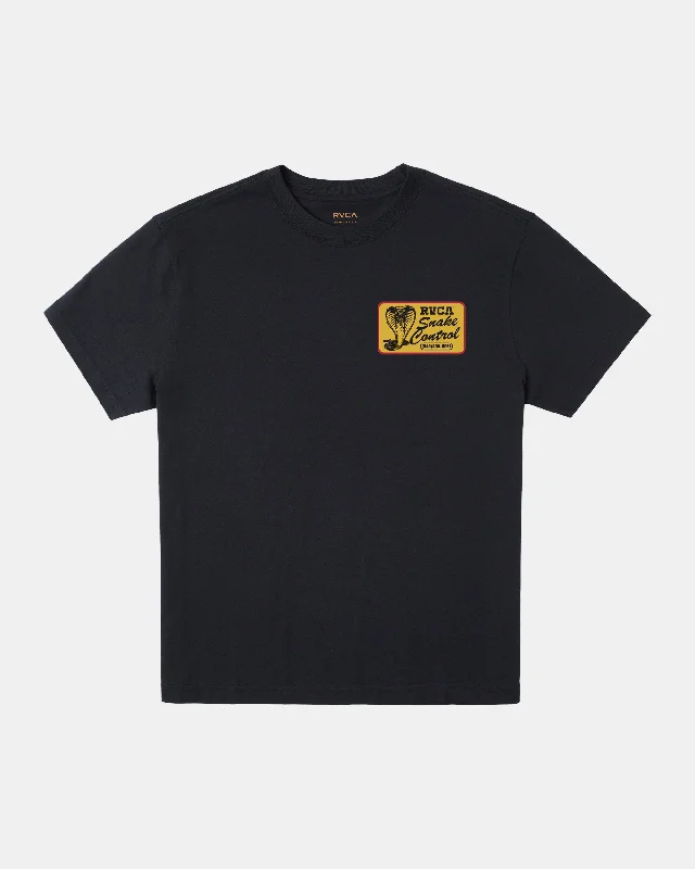 Wide-lapel Cobra Services Tee - Black