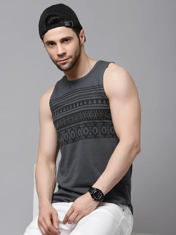 Formalwear Dark Grey Placement Print Sleeveless T-Shirt Vest With Curved Bottom