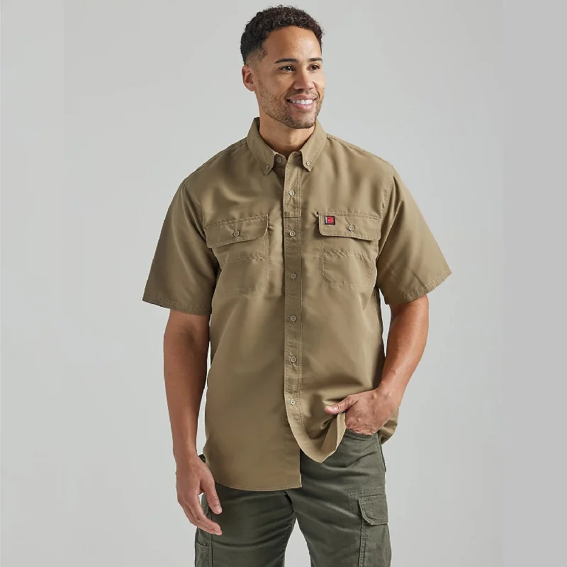 Casual button-up Wrangler® RIGGS® Men's Lightweight Moisture-Wicking Short Sleeve Work Shirt